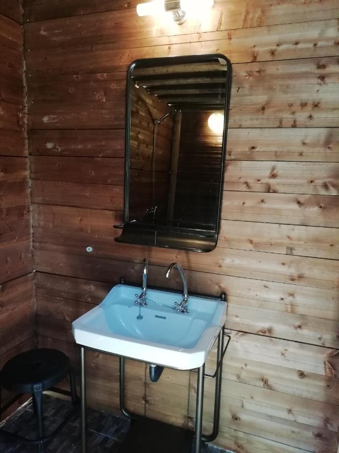Nova Alofa Caravan Monchique Εξωτερικό φωτογραφία